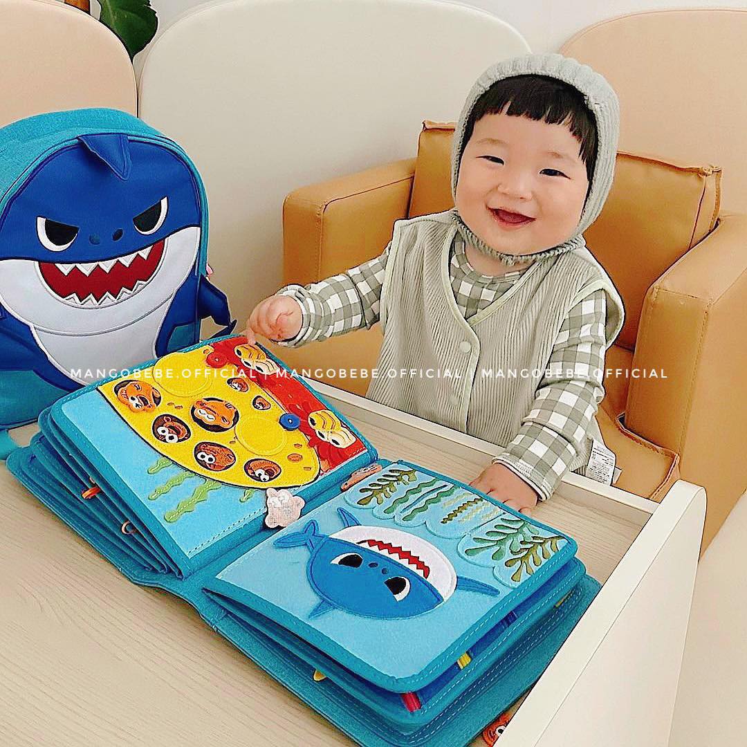 Sách vải Baby Shark kèm balo Hàn Quốc